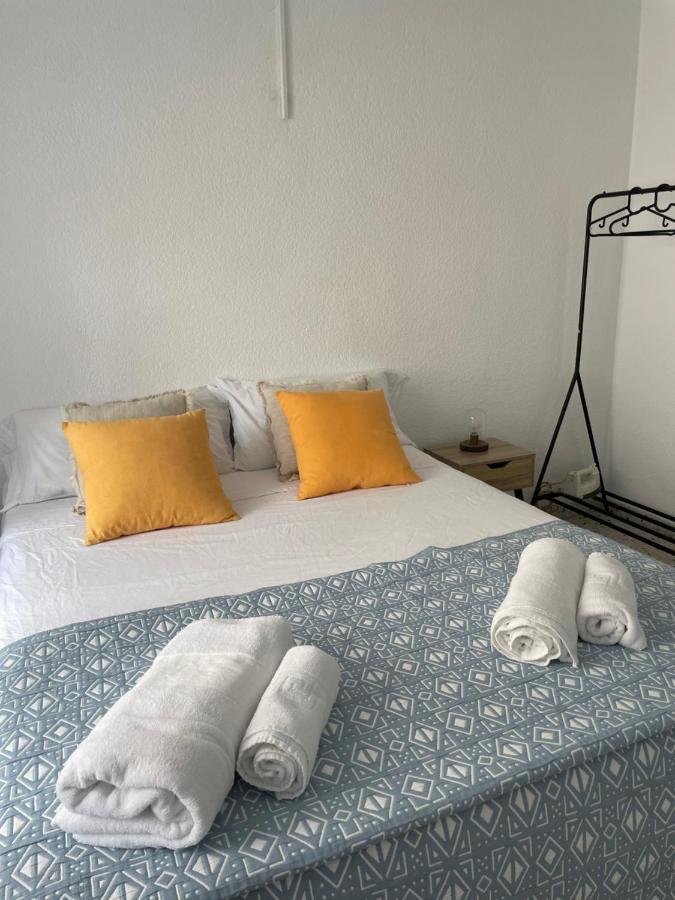 Apartamento Celeste Lägenhet Torrevieja Exteriör bild